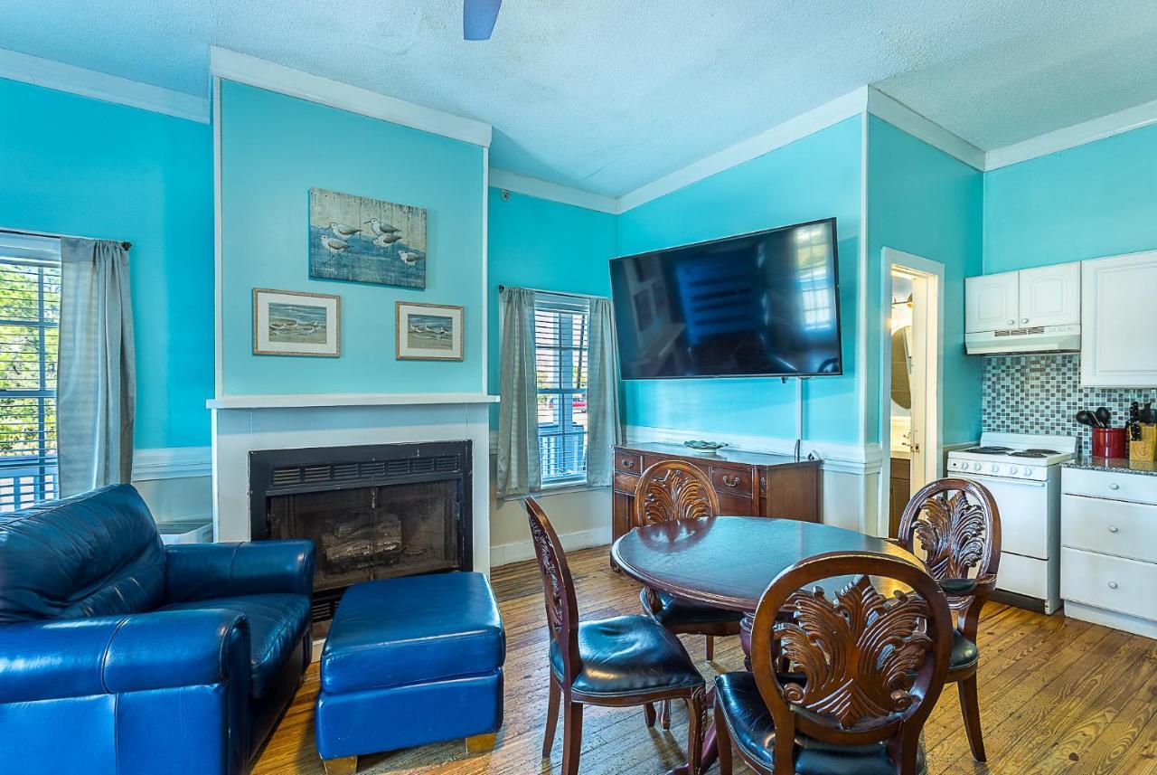 St George Inn Остров Сент-Джордж Экстерьер фото
